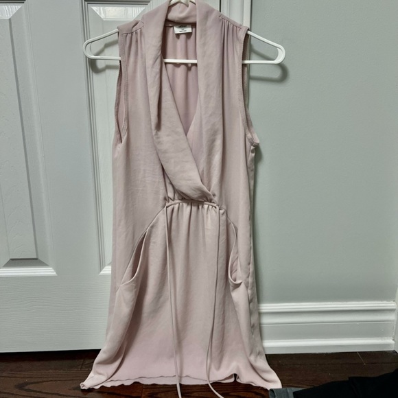 Aritizia Wilfred Sabine light pink dress - Picture 5 of 7